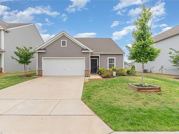 2nd image of 5838 Springer Dr