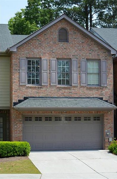 1st image of 1667 Oakbrook Lake Dr
