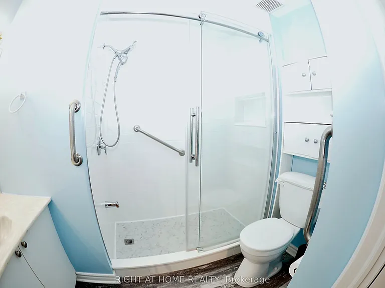 77 Mill St E #10 — Photo 12