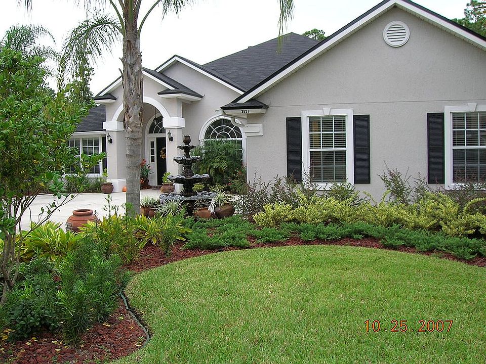 Mature landscaping 