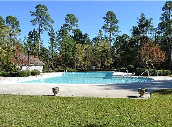 2nd image of 109 Stonebrook Dr