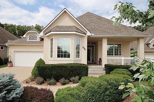 1st image of 396 SW Wintergarden Dr
