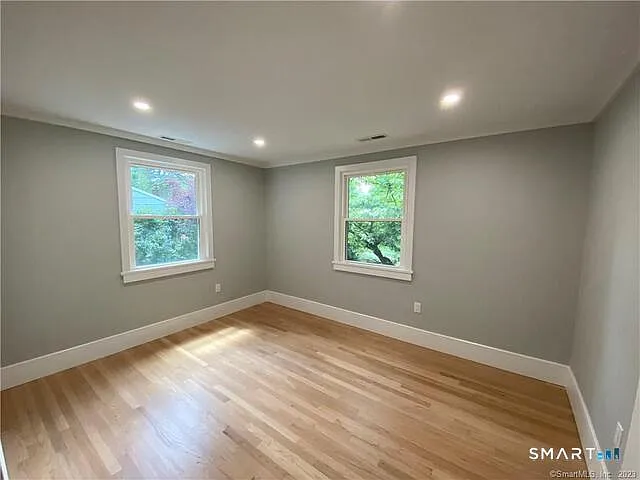 10 Donohue Dr — Photo 11