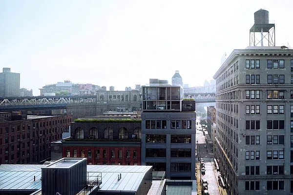 Sold by Sotheby's International Realty | media 13