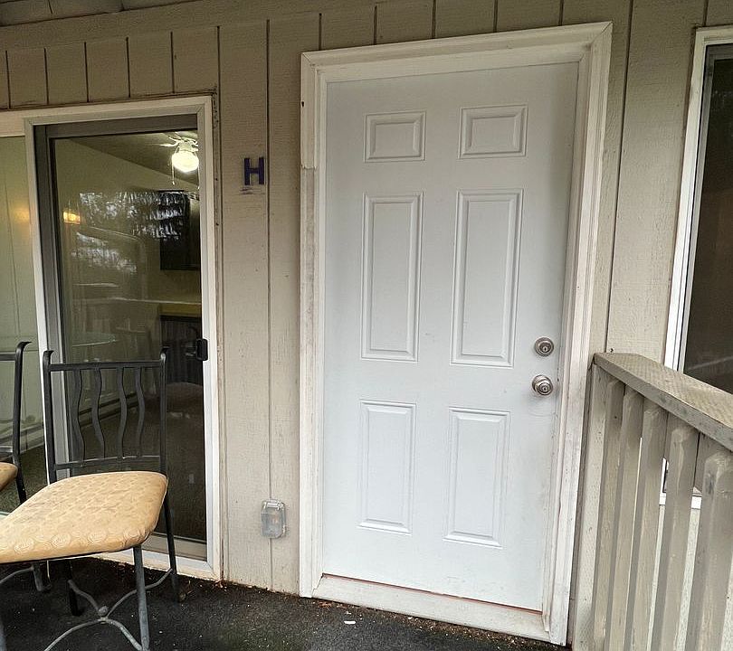 1st image of 19109-19123 SE Yamhill St #19121-H