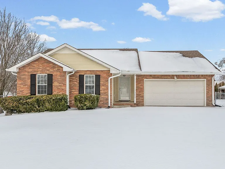 3269 Tabby Dr — Photo 2