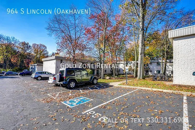 964 S Lincoln St — Photo 5