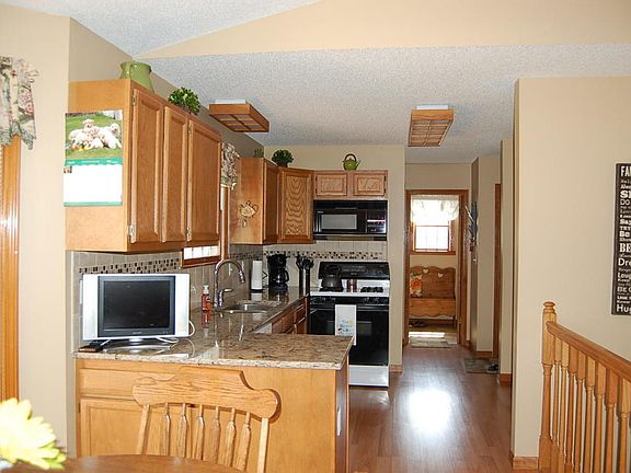 4th image of 3706 W Fuller Dr