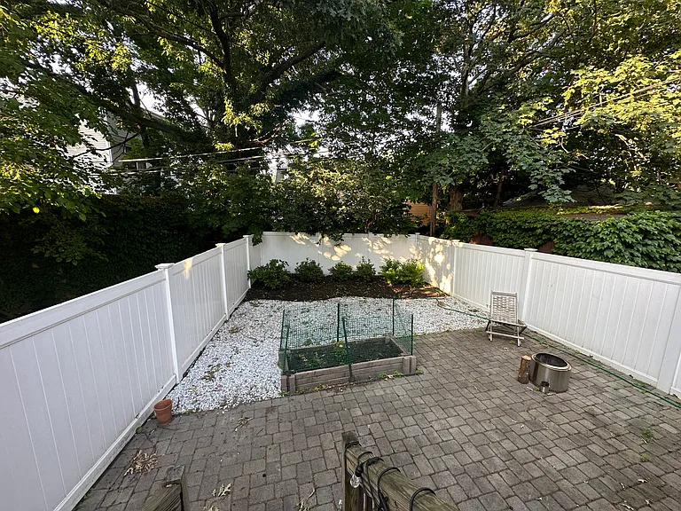 739 Somerville Ave #1 — Photo 17