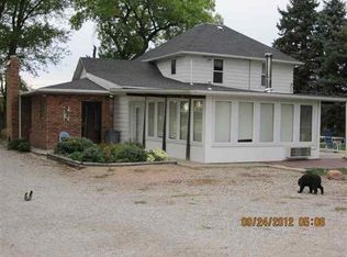 301 W County Rd, Genoa, NE 68640