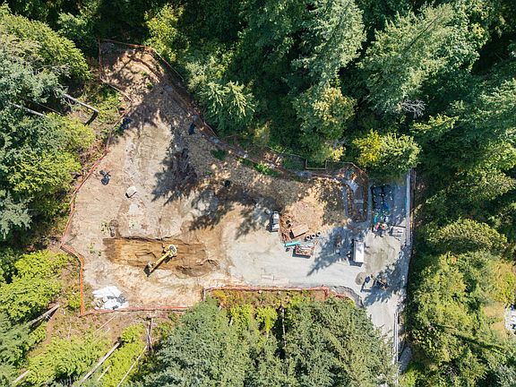 3rd image of 634 Foresthill Pl