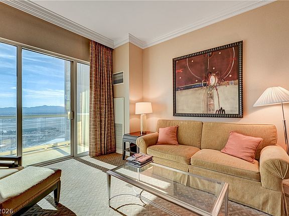 5th image of 135 Harmon Ave #702