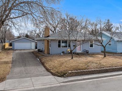 409 S 2nd St, Marshall, MN, 56258