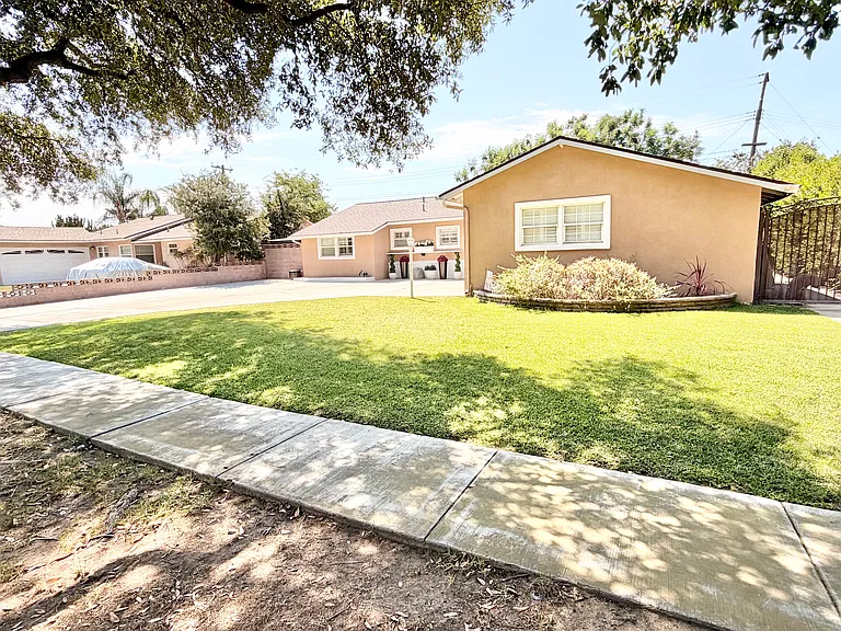 1418 Isabelita Ct — Photo 3
