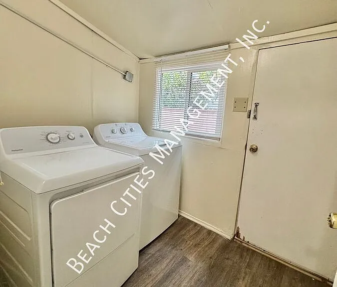 5948 John Ave — Photo 12