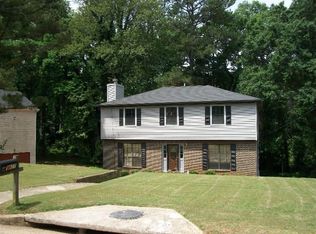 3827 Raiders Ridge Dr, Lithonia, GA 30038