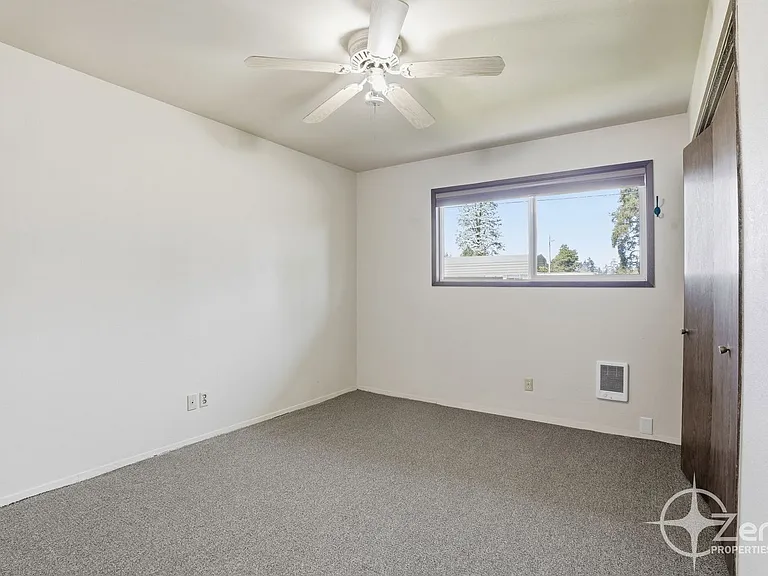 166 Virginia St #B — Photo 18