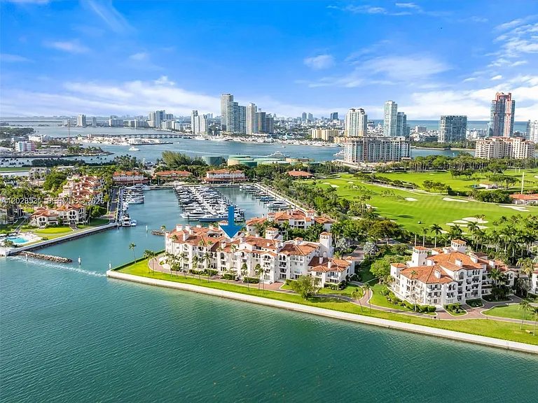 2425 Fisher Island Dr #5205 — Photo 37