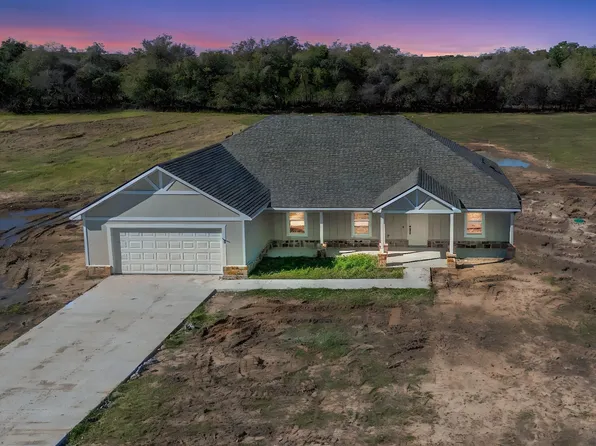 1227 E Gibtown Rd, Poolville, TX 76487