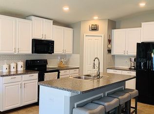 36006 Stable Wilk Ave, Zephyrhills, FL 33541