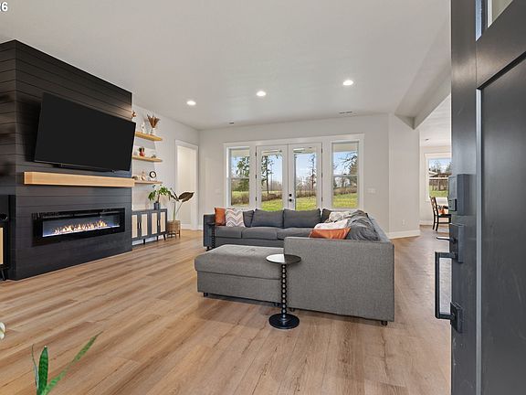 5th image of 30003 NE 128th Ave