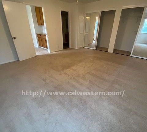 3rd image of 4738 Snow Dr