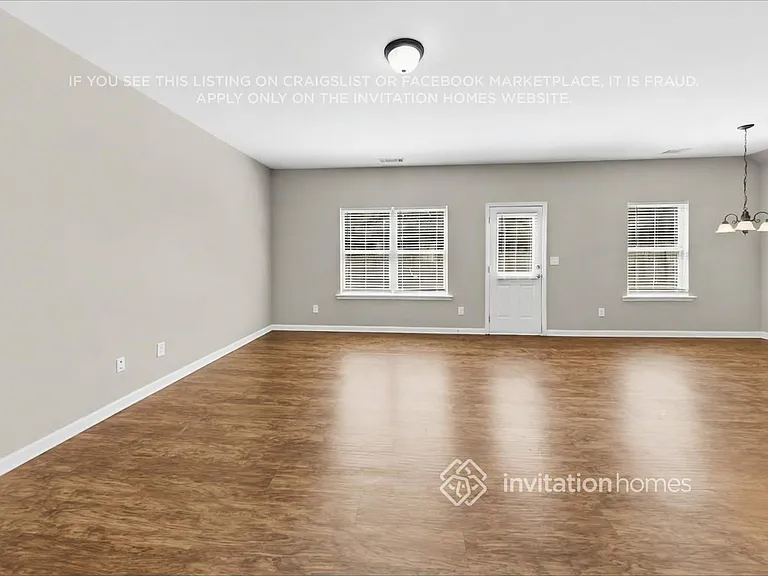 439 Village Broad St — Photo 5