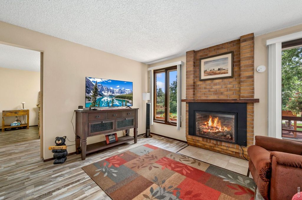 1100 Taft Ave #8