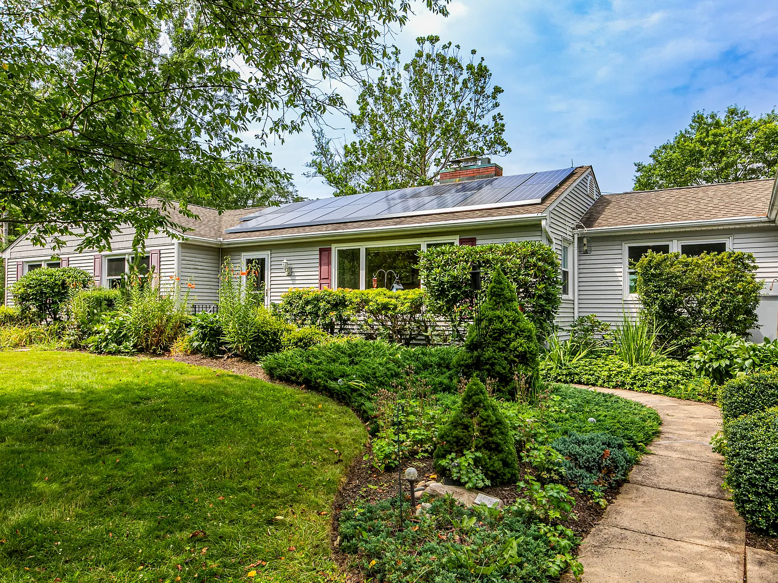 329 Carter Rd — Photo 1