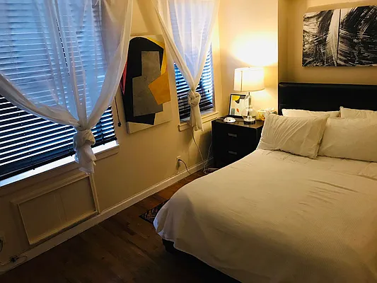 Rented by Roberto Guilbet, LREB | media 25