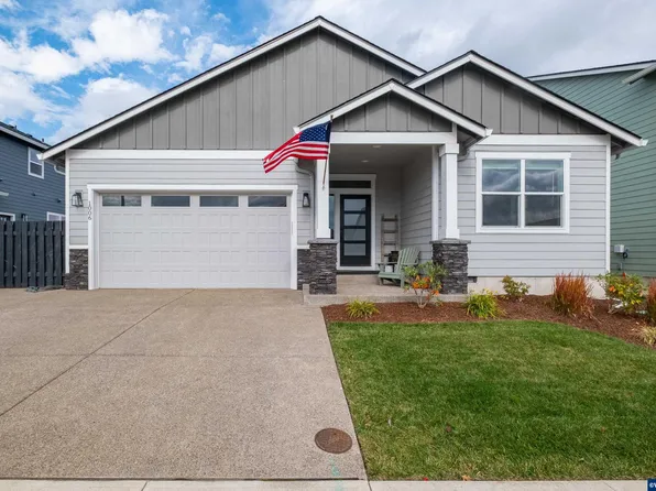 1006 Sassafras St, Independence, OR 97351