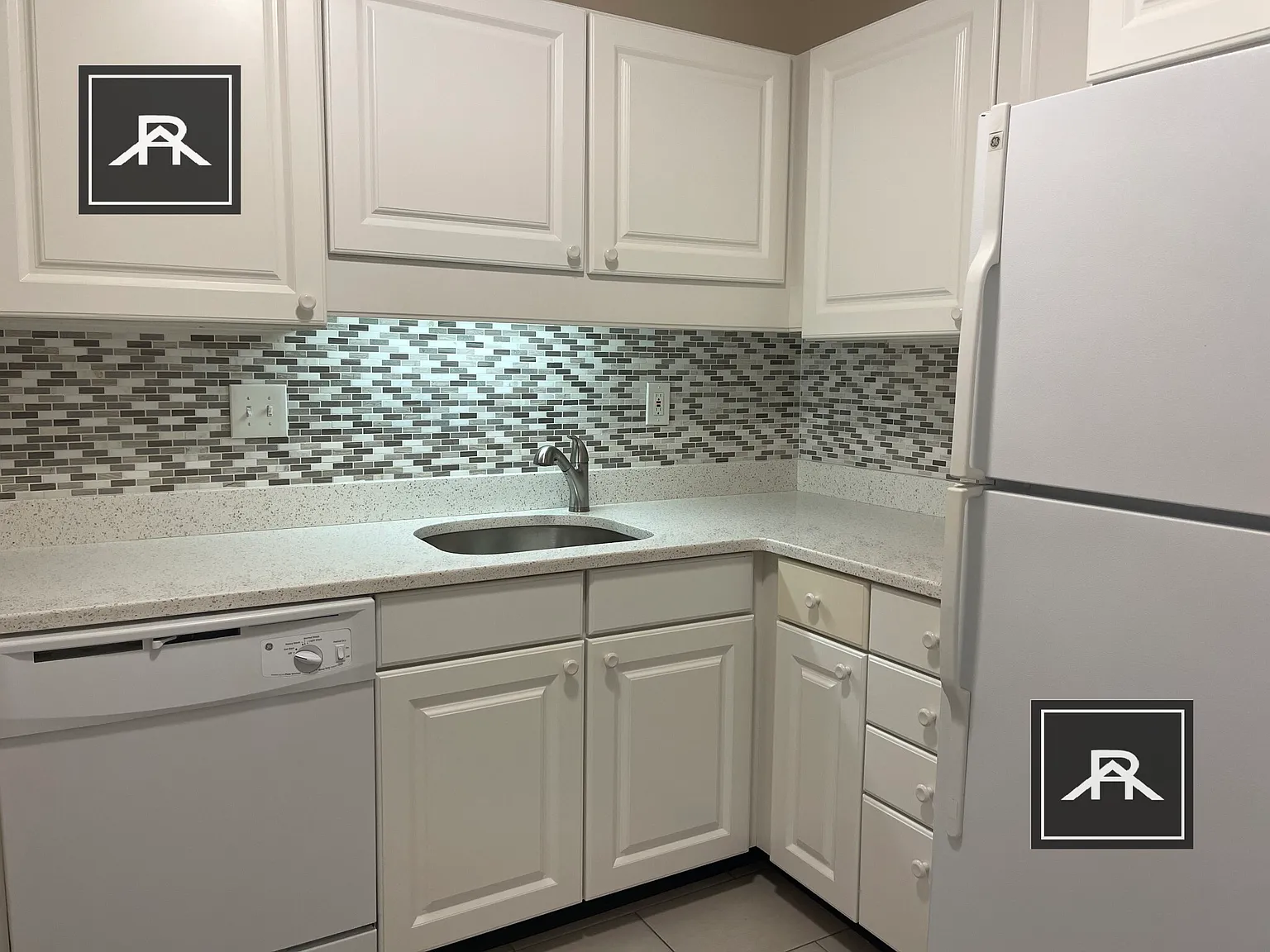 3 bed, 2.0 bath, $5,000 — Photo 3