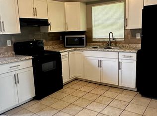 1702 Birchwood Cir APT 2, Leesburg, FL 34748