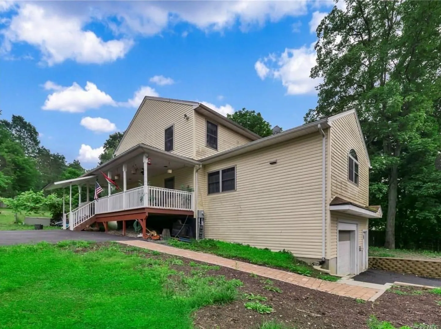 5 bed, $3,700 — Photo 2