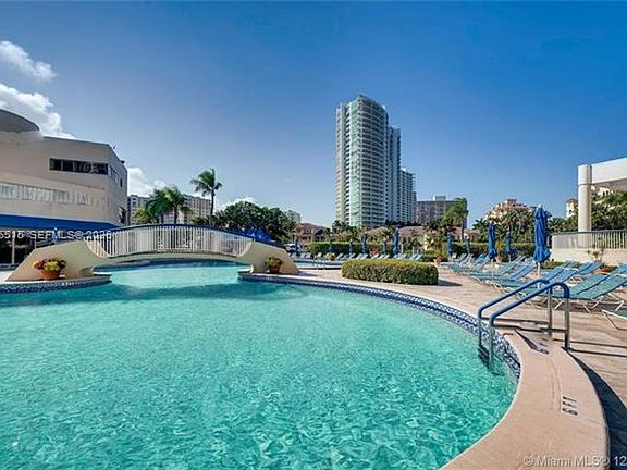 4th image of 19707 Turnberry Way #Cu-4l