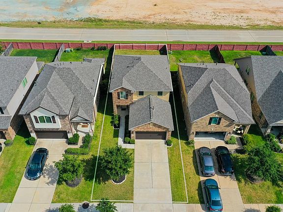 2nd image of 20707 Sweetstone Grove Ln