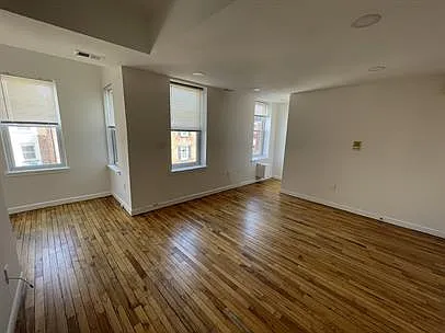 824 S 5th St #4 — Photo 3