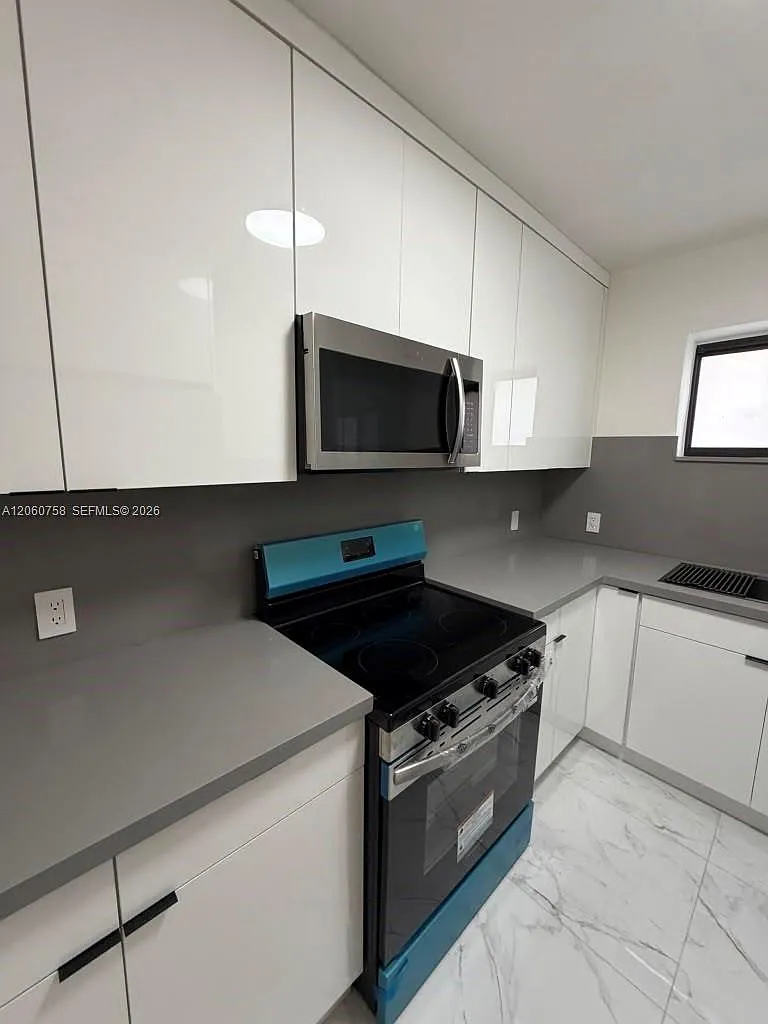 Edison Gardens — Photo 4