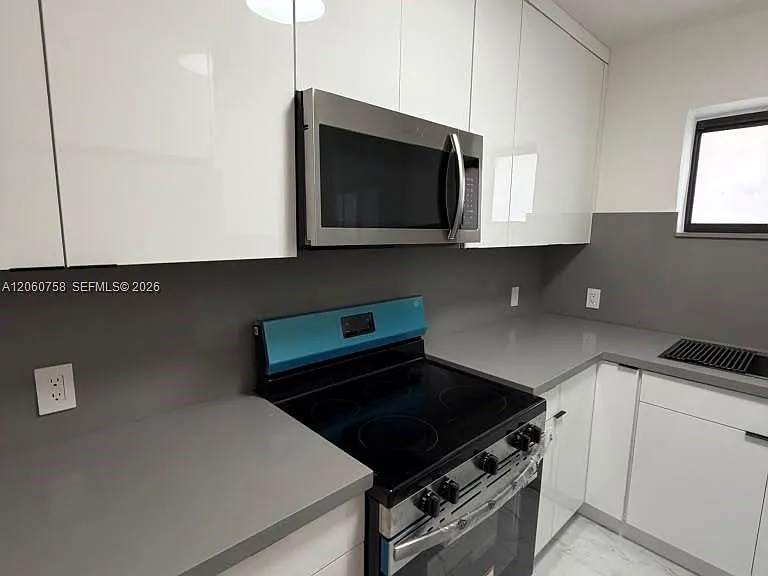 5700 N Miami Ave — Photo 4