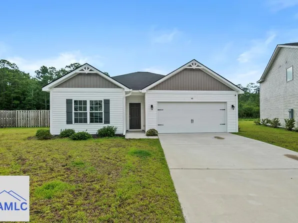 147 Battalion Ln, Hinesville, GA 31313