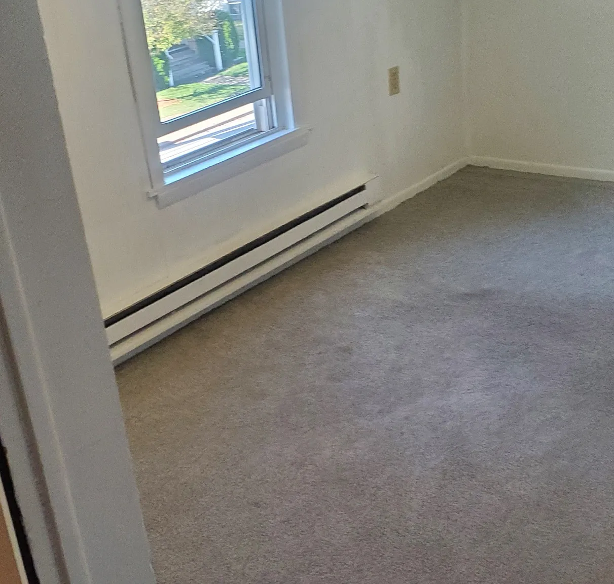 336 S Main St — Photo 2