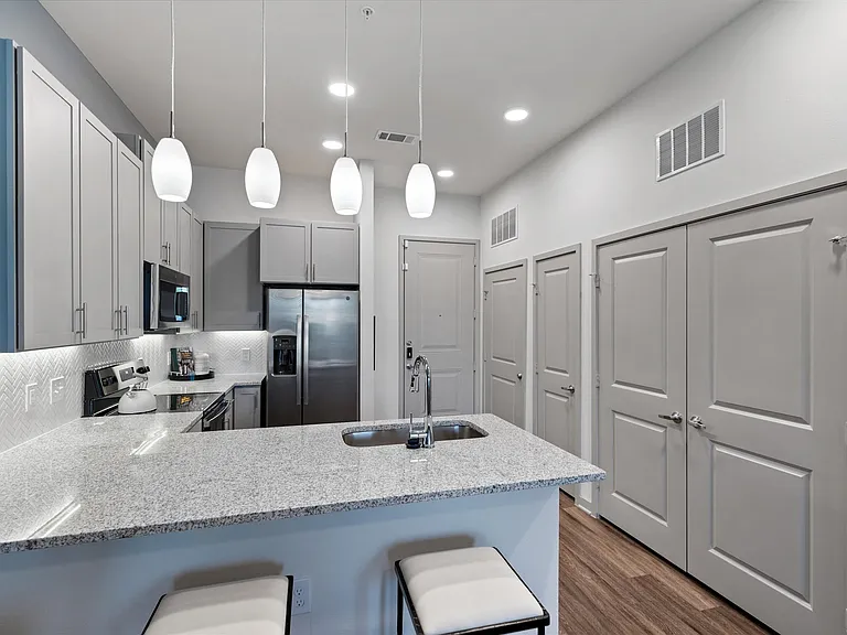 McKinney Terrace — Photo 13