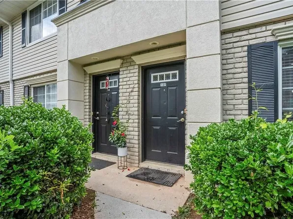 6940 Roswell Rd, Sandy Springs, GA 30328