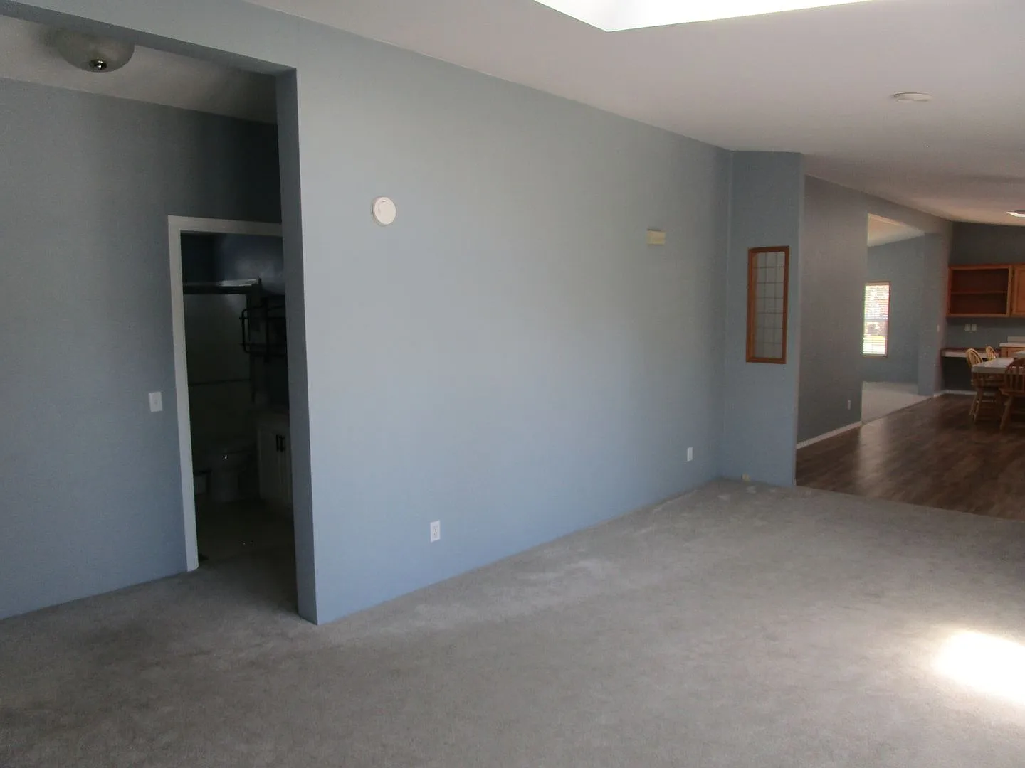 3 Bedroom Home in Idleway Acres Subdivision - Available Now! — Photo 3