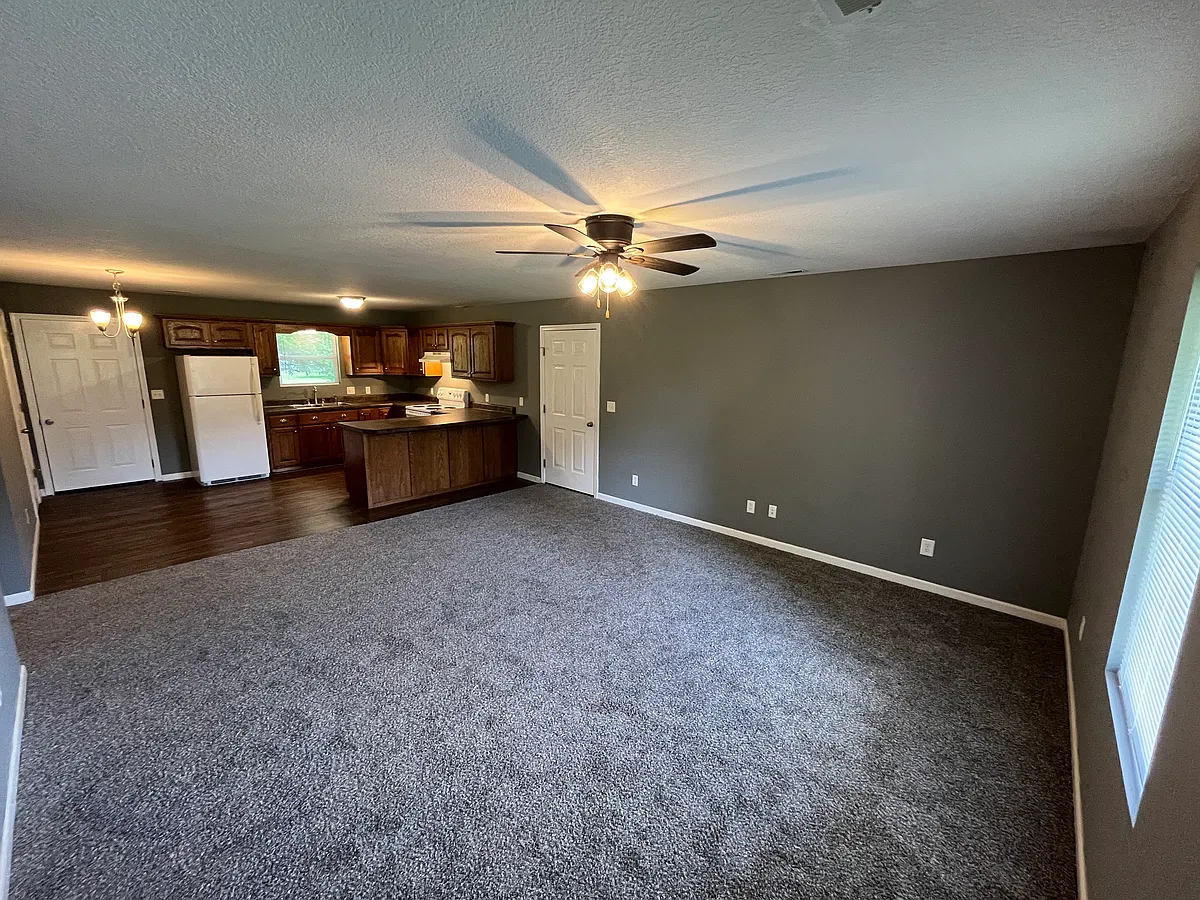 Building Photo - 255 Inman Dr
