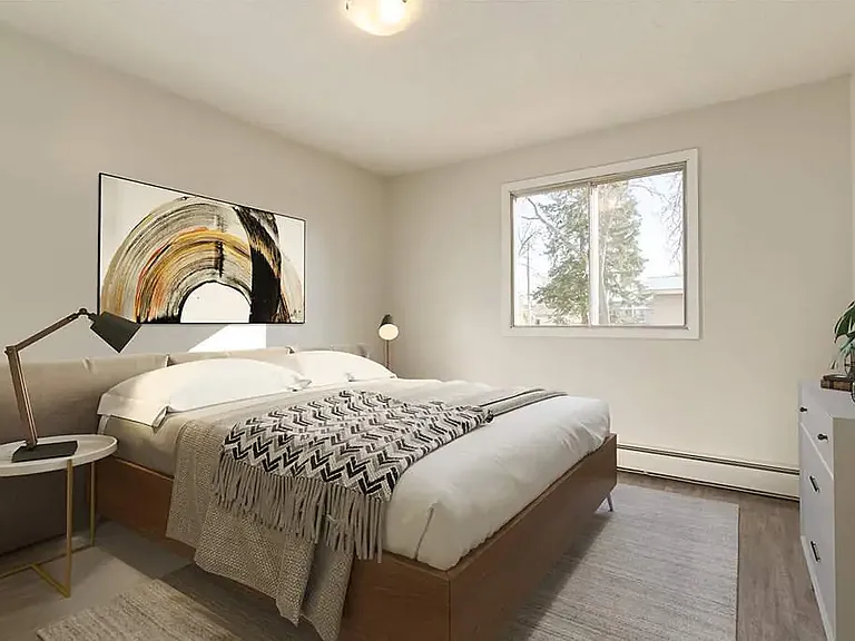 33 Grand Dr — Photo 6