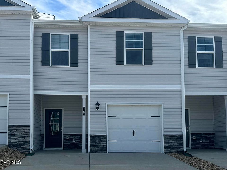 1st image of 1101 Saylors Pl