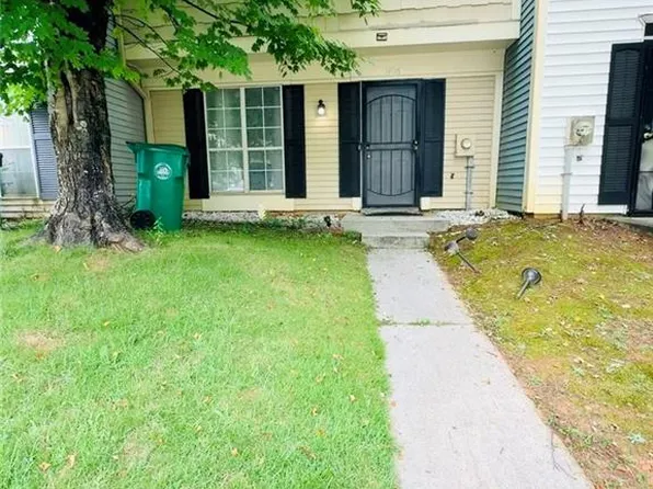 1496 Kilmuir Way, Stone Mountain, GA 30083