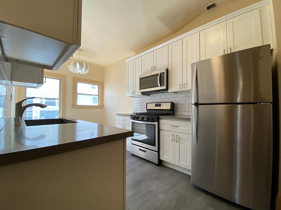 1st image of 212 S Kenmore Ave APT 8
