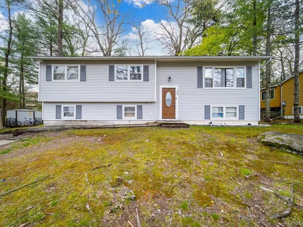 17 Chester Street, Rock Hill, NY 12775
